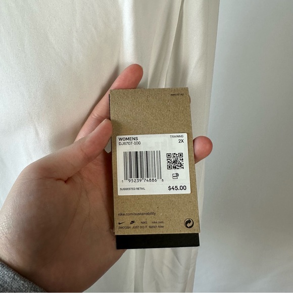 Nike Plus DF One Long Sleeve T-Shirt - Picture 5 of 5